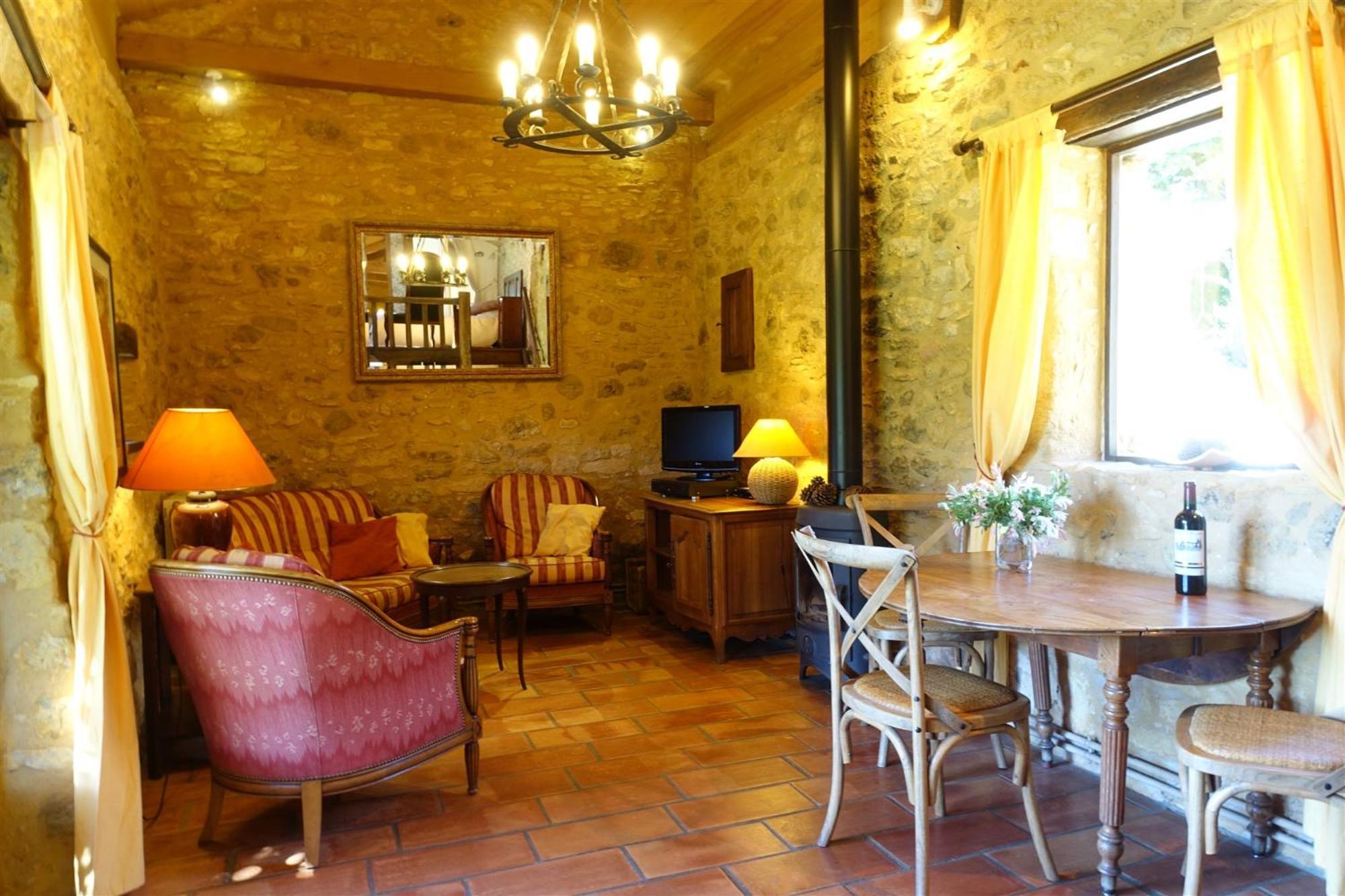 Domaine De Cournet Haut, A 17Th Century Property Set On A Calm, Idyllic Domain With Pool, Tennis, Bikes And More Les Vauries Room photo
