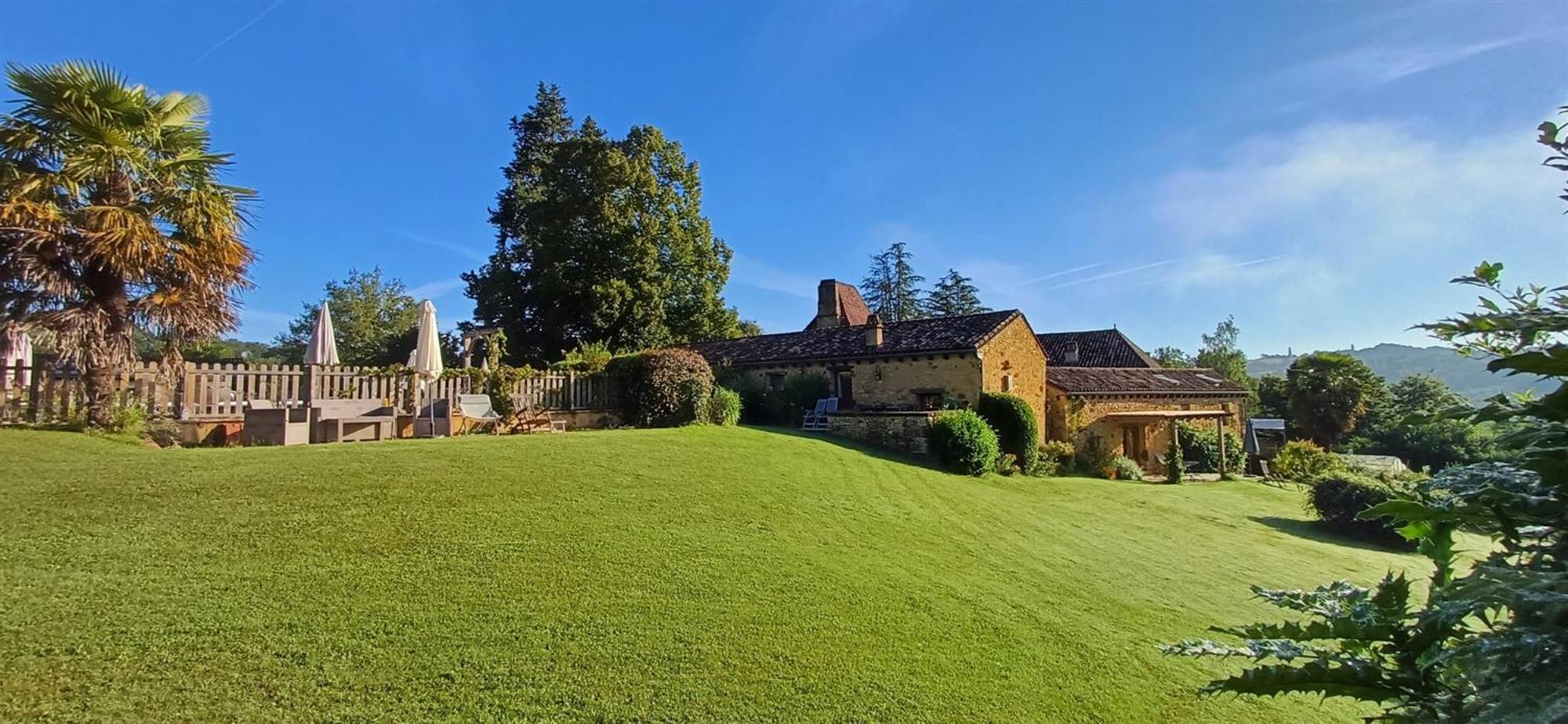 Domaine De Cournet Haut, A 17Th Century Property Set On A Calm, Idyllic Domain With Pool, Tennis, Bikes And More Les Vauries Exterior photo